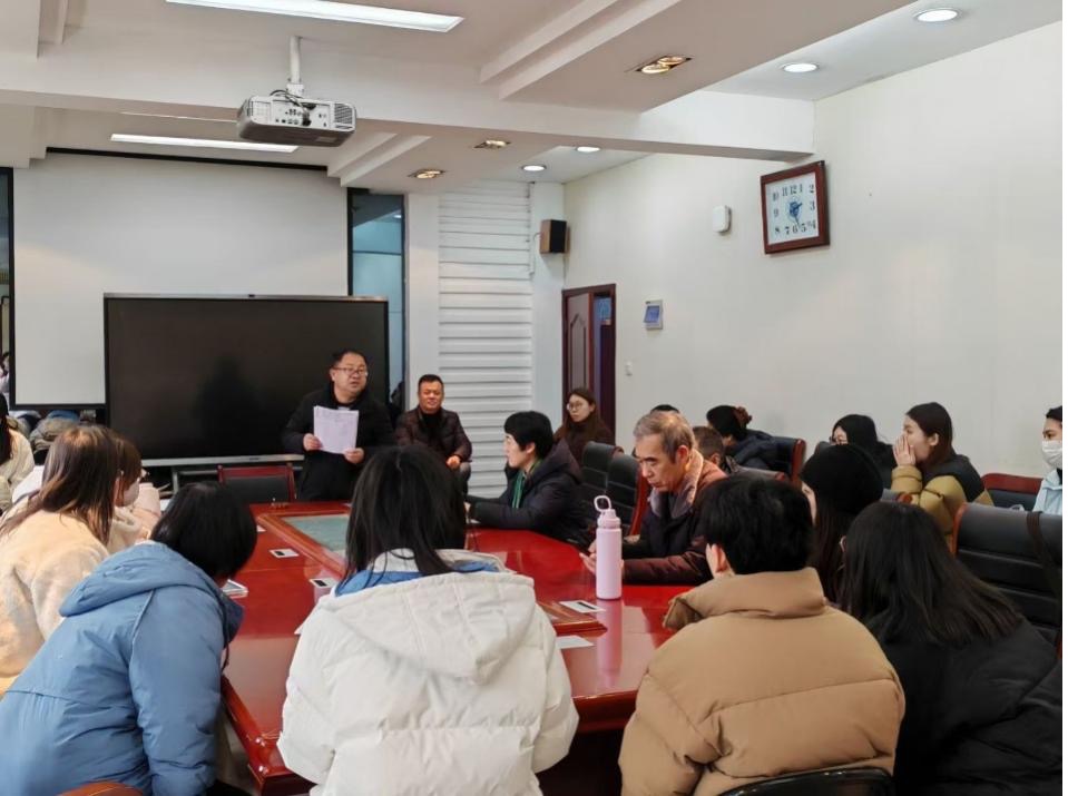 b1f096c635e54617a66397610342a211.jpg b1f096c635e54617a66397610342a211.jpg